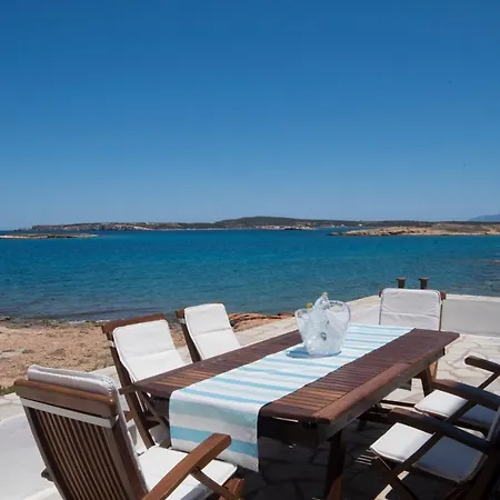 בית נופש Kyma Seafront Exceptional 2bd House In *